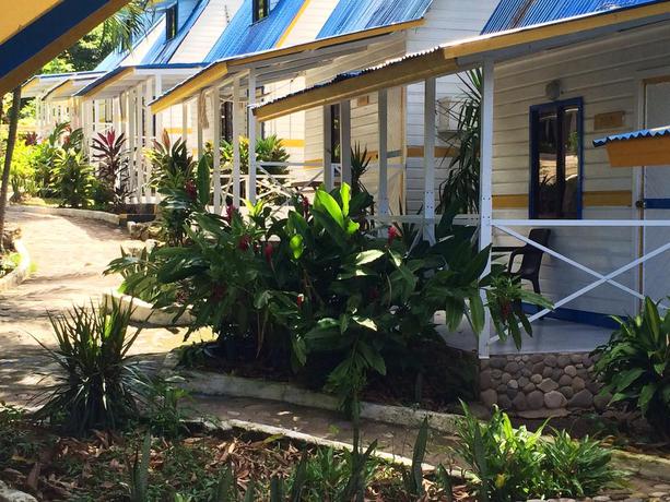 Imagen de los exteriores del Hotel Caba&ntilde;as Agua Dulce. Foto 12