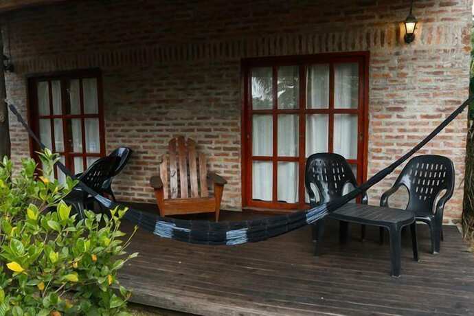 Imagen general del Hotel Caba&ntilde;as Altos de Artalaz. Foto 4