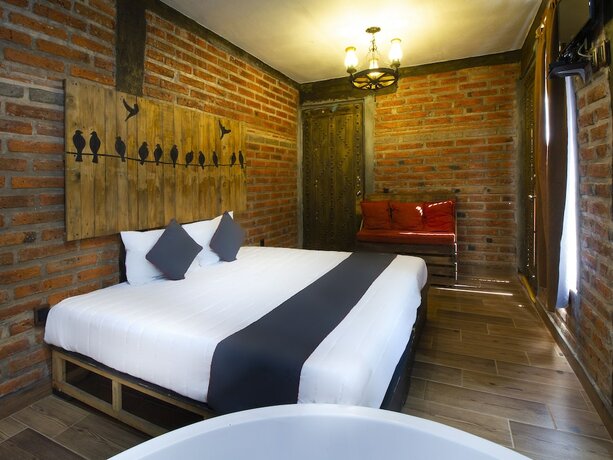 Imagen de la habitación del Hotel Caba&ntilde;as Azul Tequilana. Foto 16