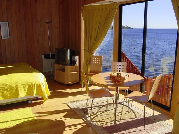 Imagen de la habitación del Hotel Caba&ntilde;as Bah&iacute;a Celeste. Foto 2