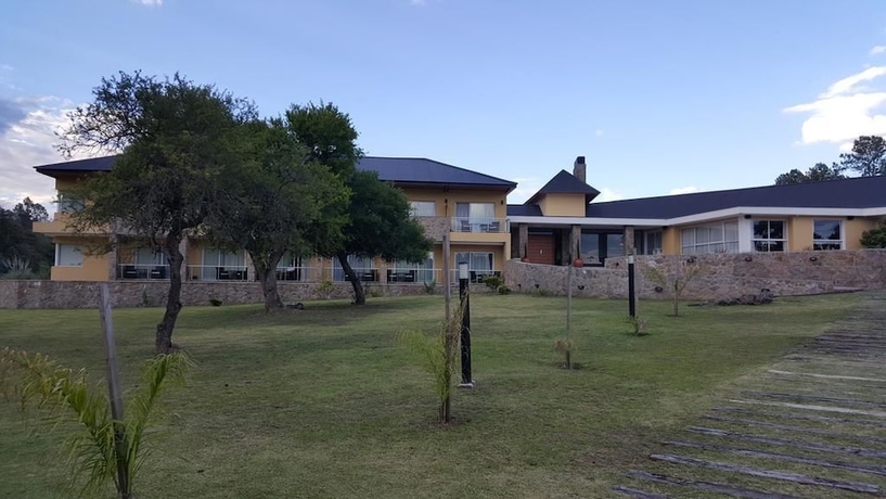 Imagen de los exteriores del Hotel Caba&ntilde;as Casa Grande. Foto 13