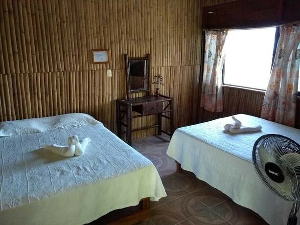 Imagen general del Hotel Caba&ntilde;as Cascadas Encantadas. Foto 11