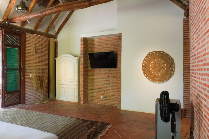 Imagen general del Hotel Caba&ntilde;as Castillete. Foto 9