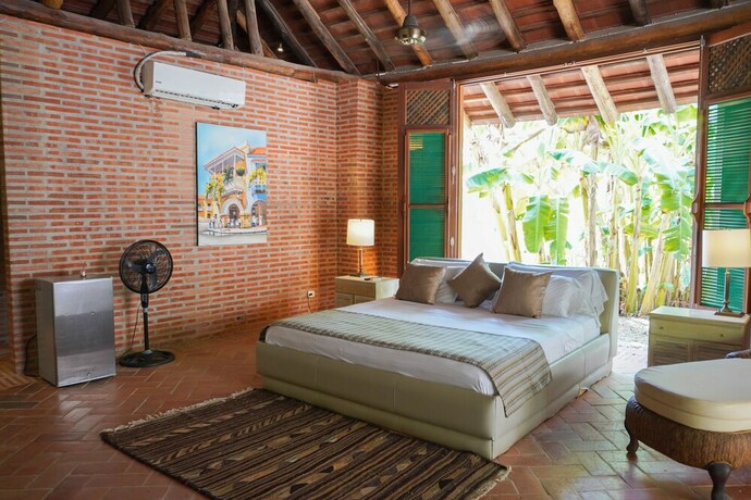 Imagen general del Hotel Caba&ntilde;as Castillete. Foto 12