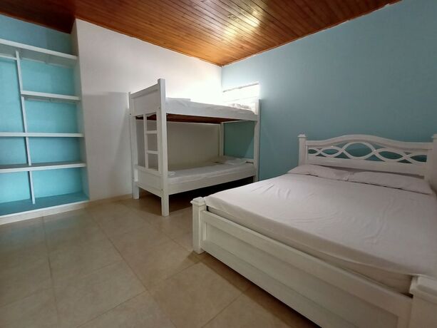 Imagen de la habitación del Hotel Caba&ntilde;as Cigua. Foto 18