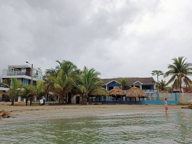 Imagen general del Hotel Caba&ntilde;as Cigua. Foto 3