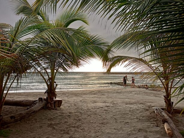 Imagen general del Hotel Caba&ntilde;as Cigua. Foto 15