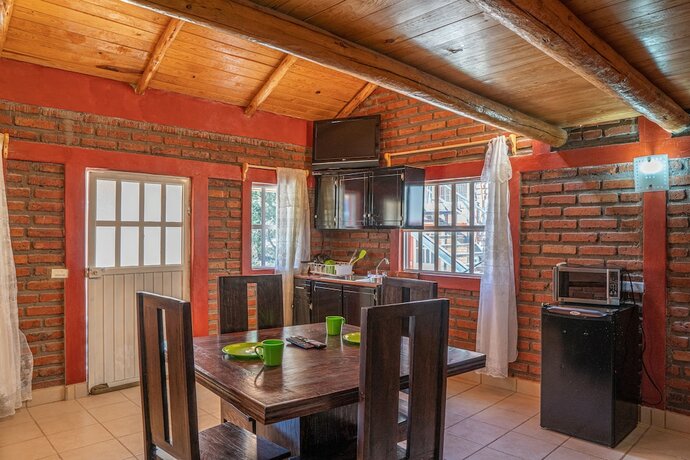 Imagen de la habitación del Hotel Caba&ntilde;as Darely. Foto 15