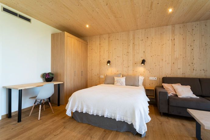 Imagen de la habitación del Hotel Cabañas De Canide. Foto 3