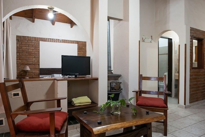Imagen de la habitación del Hotel Caba&ntilde;as El Eden Spa. Foto 10