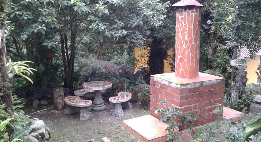 Imagen de los exteriores del Hotel Caba&ntilde;as El Parador. Foto 5