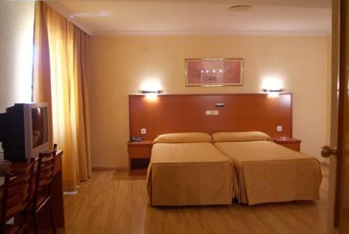 Imagen general del Hotel Cabañas. Foto 8