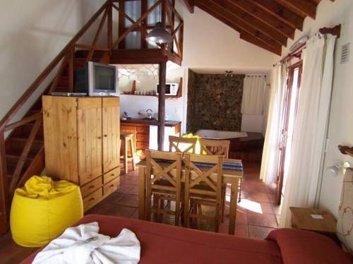 Imagen general del Hotel Cabañas Kuei. Foto 2