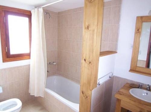 Imagen general del Hotel Cabañas Kuei. Foto 11