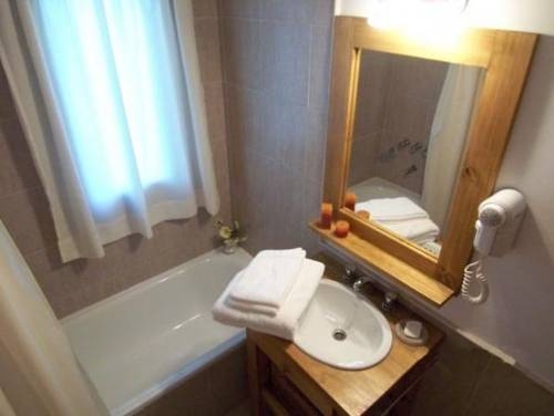 Imagen general del Hotel Cabañas Kuei. Foto 27