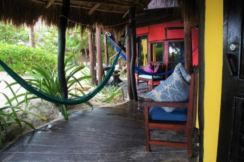 Imagen de la habitación del Hotel Caba&ntilde;as La Luna. Foto 8