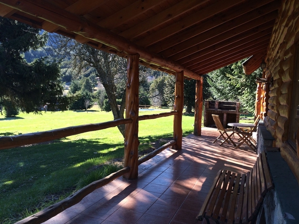 Imagen de los exteriores del Hotel Caba&ntilde;as La Pampita. Foto 12