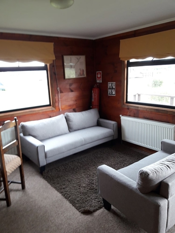 Imagen de la habitación del Hotel Caba&ntilde;as Lago Tyndall. Foto 12