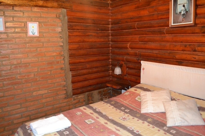 Imagen de la habitación del Hotel Caba&ntilde;as Las Esmeraldas. Foto 6