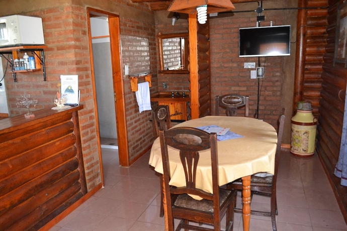 Imagen de la habitación del Hotel Caba&ntilde;as Las Esmeraldas. Foto 15