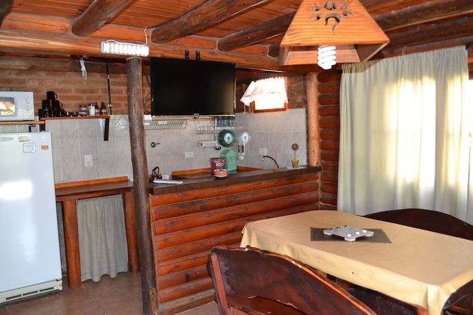 Imagen de la habitación del Hotel Caba&ntilde;as Las Esmeraldas. Foto 17