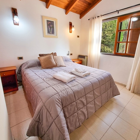 Imagen de la habitación del Hotel Caba&ntilde;as Loma Azul. Foto 3