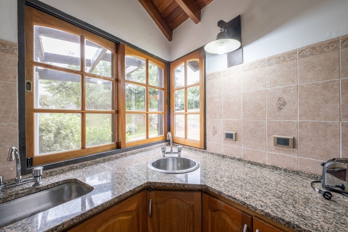 Imagen de la habitación del Hotel Caba&ntilde;as Loma Azul. Foto 4