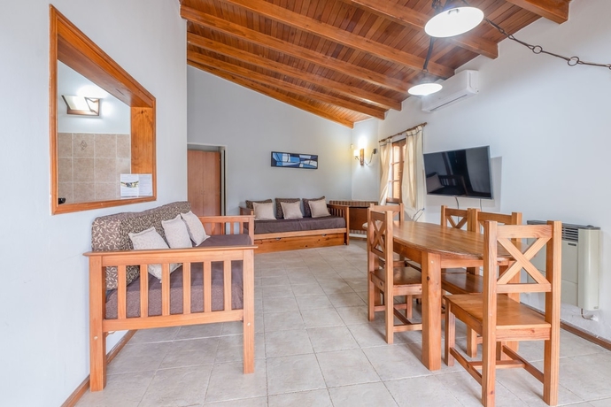 Imagen de la habitación del Hotel Caba&ntilde;as Loma Azul. Foto 10