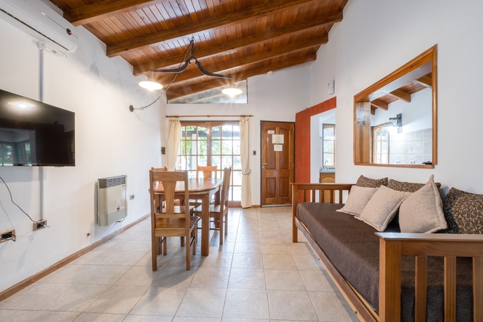 Imagen de la habitación del Hotel Caba&ntilde;as Loma Azul. Foto 11