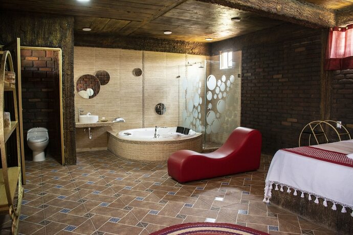 Imagen general del Hotel Caba&ntilde;as Los Agaves. Foto 2