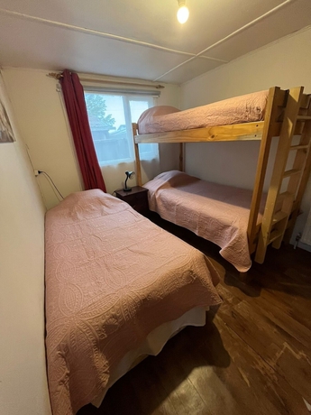 Imagen de la habitación del Hotel Caba&ntilde;as Lupa. Foto 3