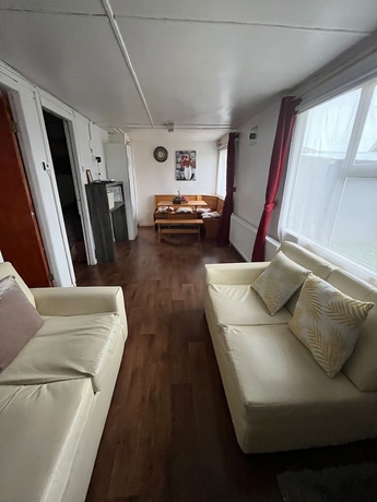 Imagen de la habitación del Hotel Caba&ntilde;as Lupa. Foto 13