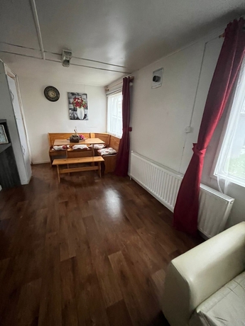 Imagen de la habitación del Hotel Caba&ntilde;as Lupa. Foto 15