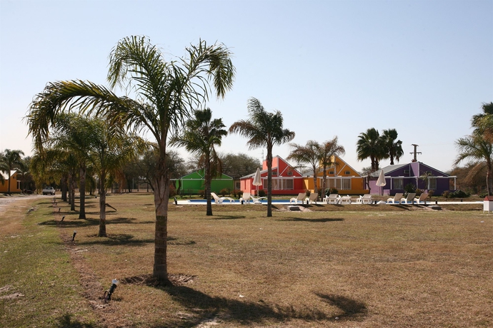 Imagen de los exteriores del Hotel Caba&ntilde;as Marina House. Foto 11