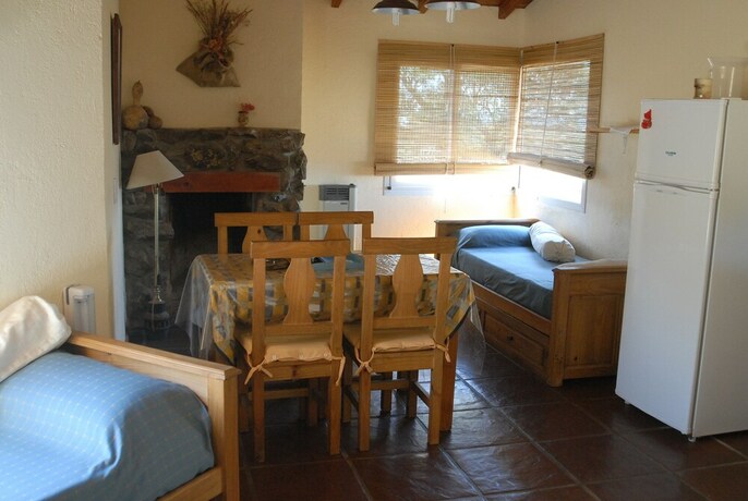 Imagen de la habitación del Hotel Caba&ntilde;as Puerto Luna. Foto 33