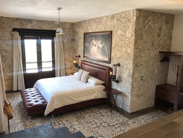 Imagen de la habitación del Hotel Caba&ntilde;as Rancho San Jorge. Foto 3
