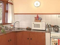 Imagen general del Hotel Caba&ntilde;as Rosas Amarillas. Foto 4