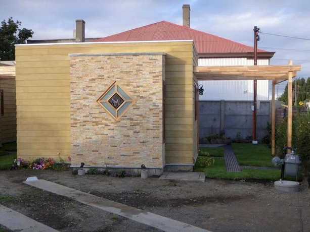 Imagen de los exteriores del Hotel Caba&ntilde;as Shenu Patagonia. Foto 9