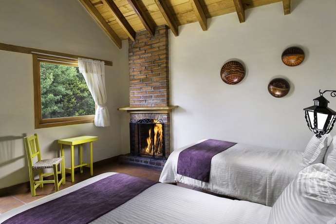 Imagen de la habitación del Hotel Caba&ntilde;as Sierra Mazamitla. Foto 4