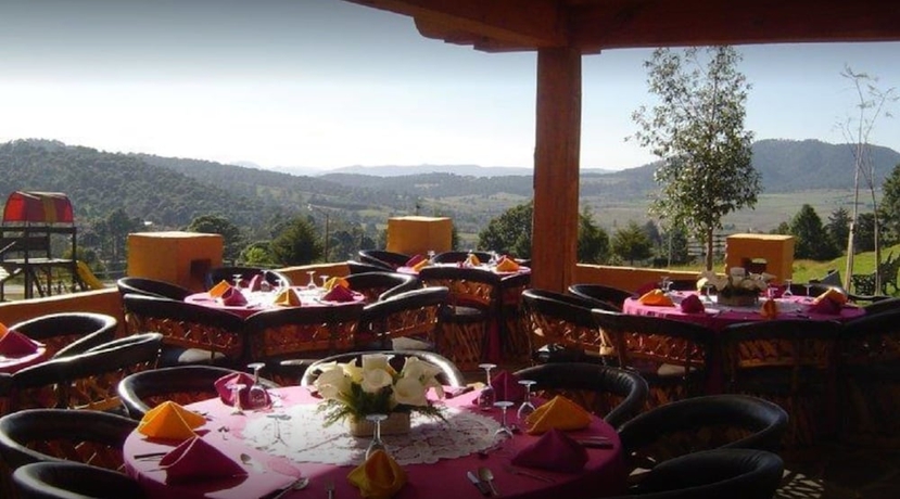 Imagen de los exteriores del Hotel Caba&ntilde;as Sierra Mazamitla. Foto 18