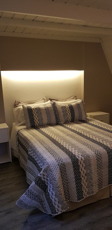 Imagen de la habitación del Hotel Caba&ntilde;as Sol De Abril. Foto 9