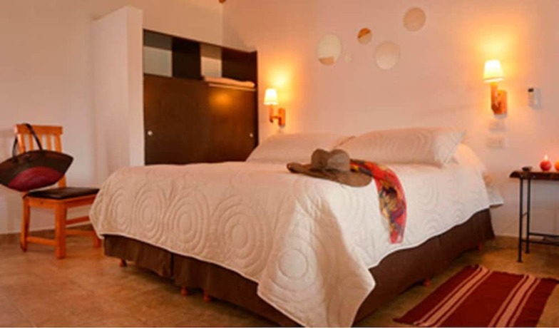 Imagen de la habitación del Hotel Caba&ntilde;as Tierras Altas. Foto 25