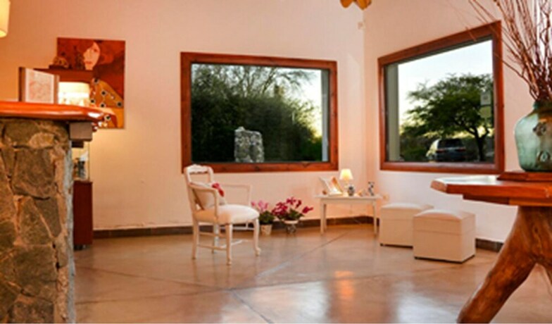 Imagen de los interiores del Hotel Caba&ntilde;as Tierras Altas. Foto 32