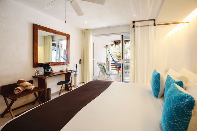 Imagen de la habitación del Hotel Cabañas Tulum Beach and Spa. Foto 8