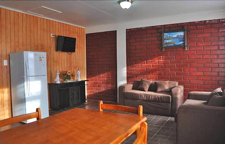 Imagen de la habitación del Hotel Caba&ntilde;as Ultima Esperanza. Foto 5