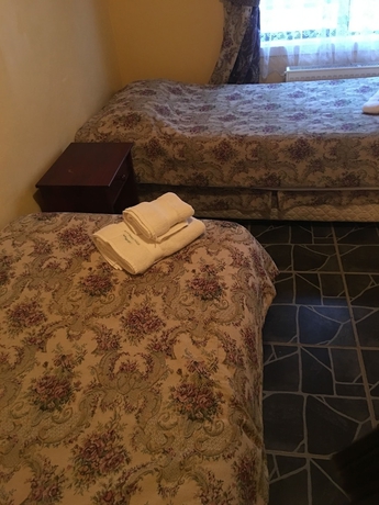 Imagen de la habitación del Hotel Caba&ntilde;as Ultima Esperanza. Foto 13