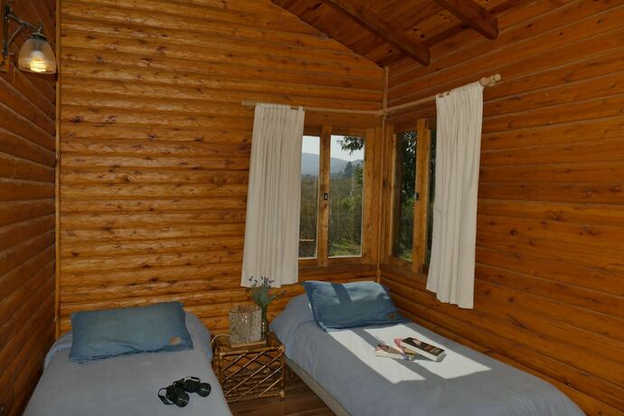 Imagen de la habitación del Hotel Caba&ntilde;as Valle de los Ciervos, Tandil. Foto 16