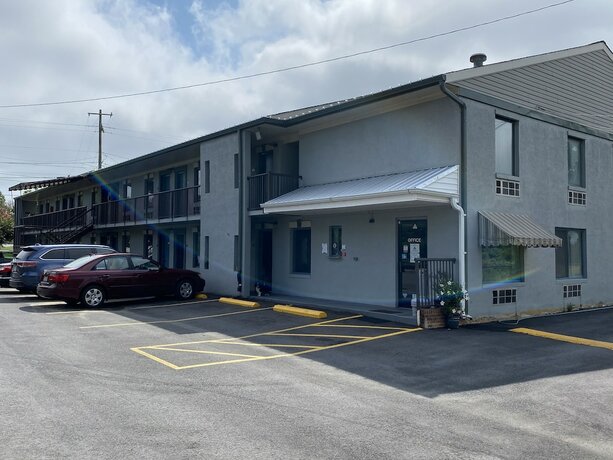 Imagen general del Hotel Cabarrus Inn. Foto 1