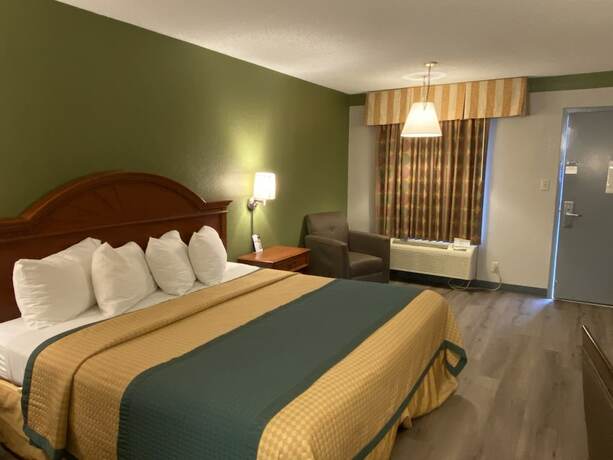 Imagen de la habitación del Hotel Cabarrus Inn. Foto 10