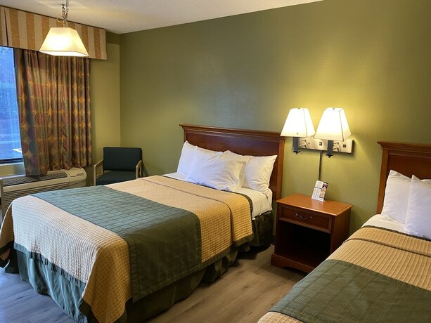 Imagen de la habitación del Hotel Cabarrus Inn. Foto 11